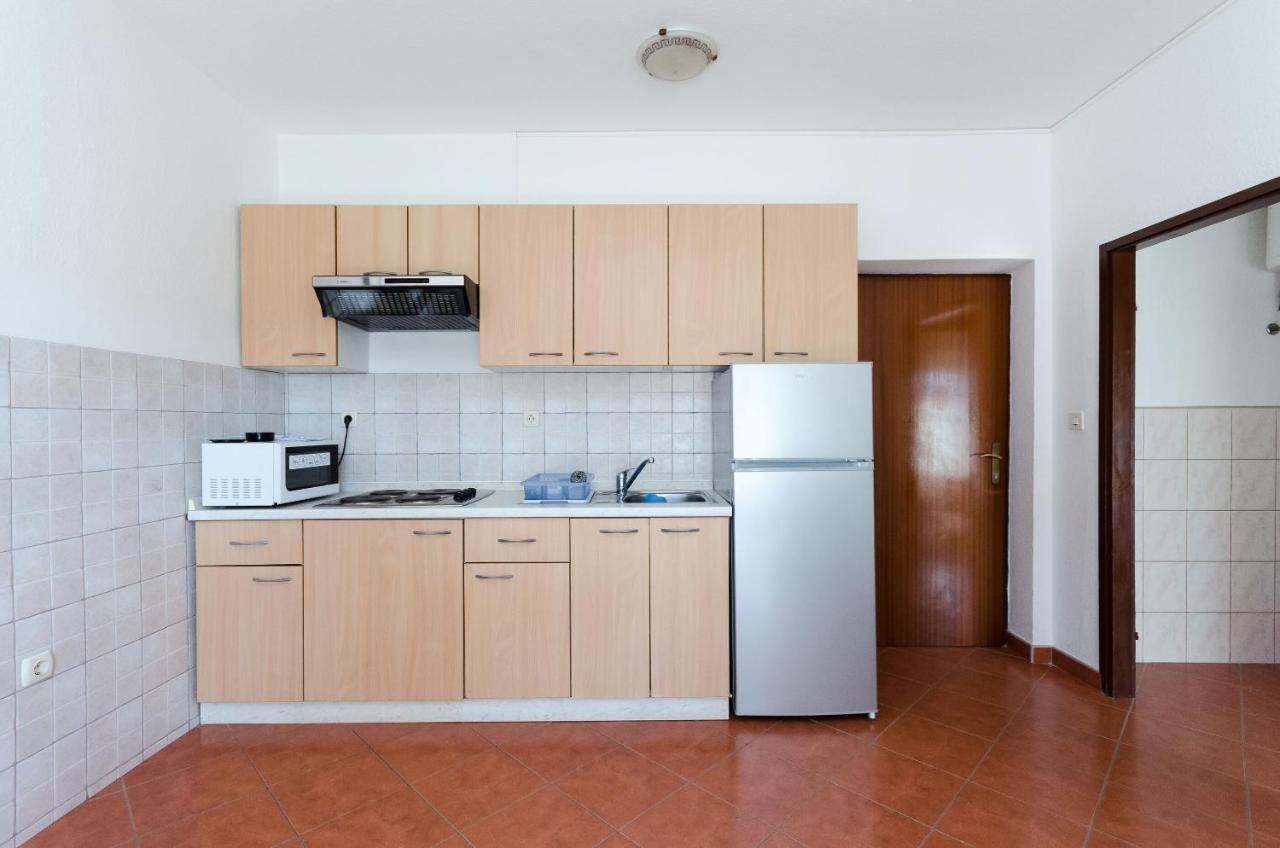 Apartments Anica J Lopar Luaran gambar