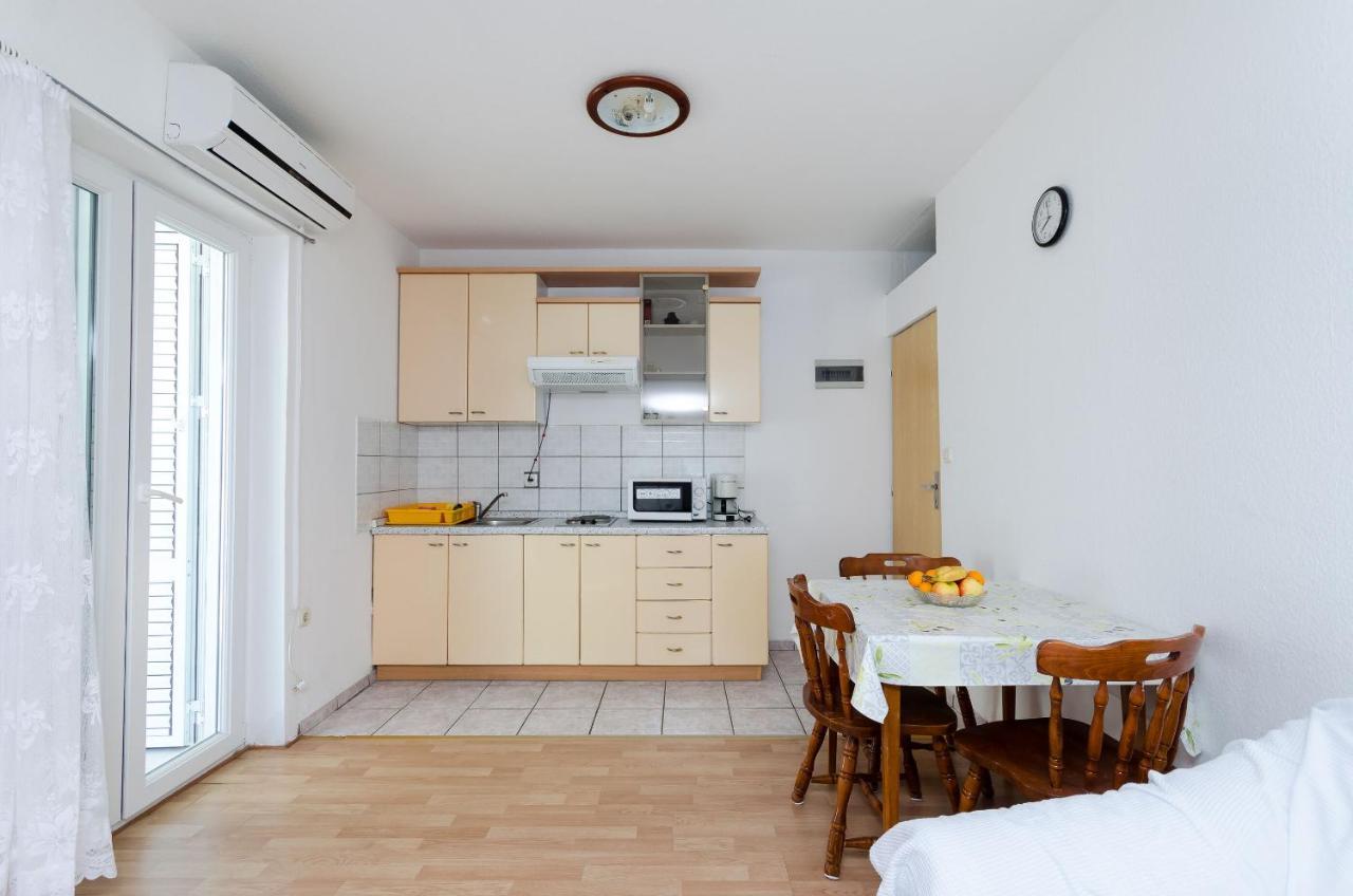 Apartments Anica J Lopar Luaran gambar