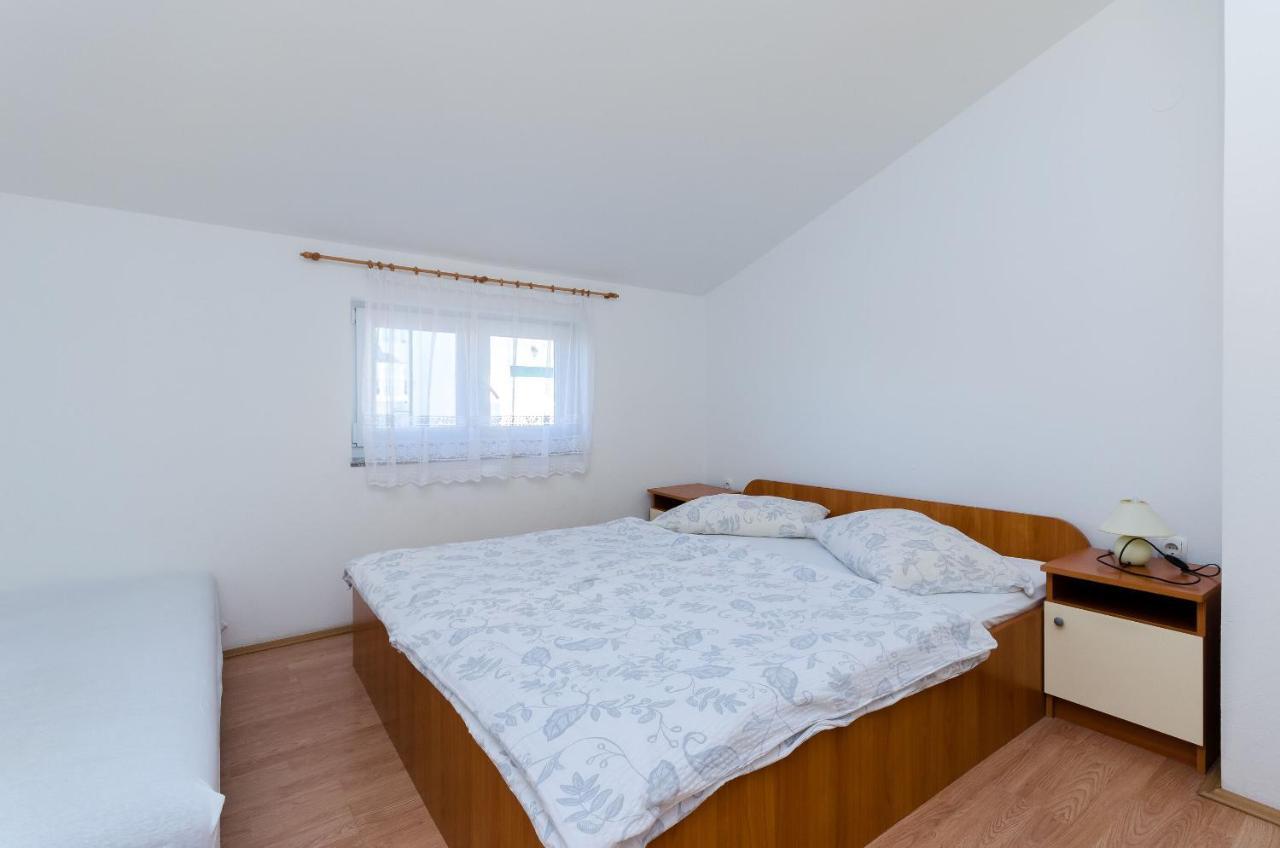 Apartments Anica J Lopar Luaran gambar