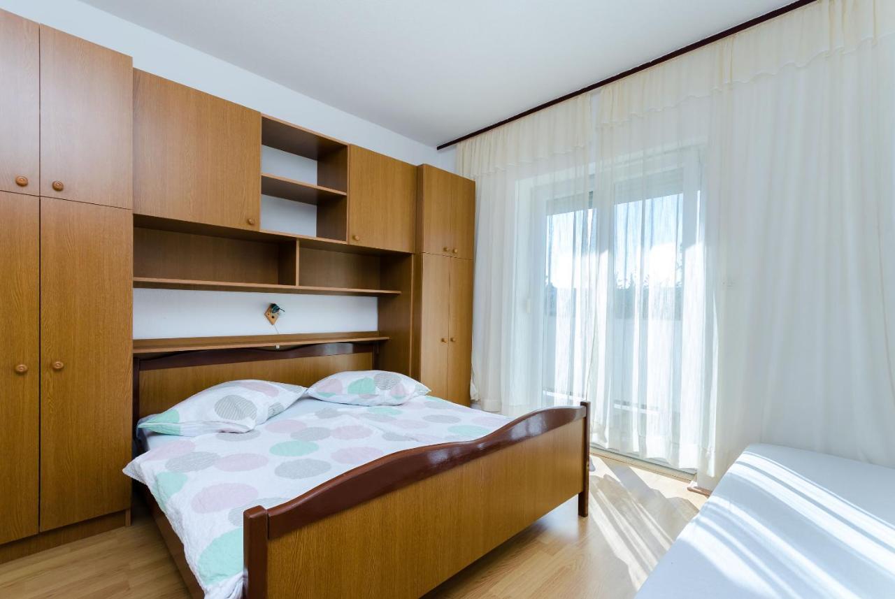 Apartments Anica J Lopar Luaran gambar
